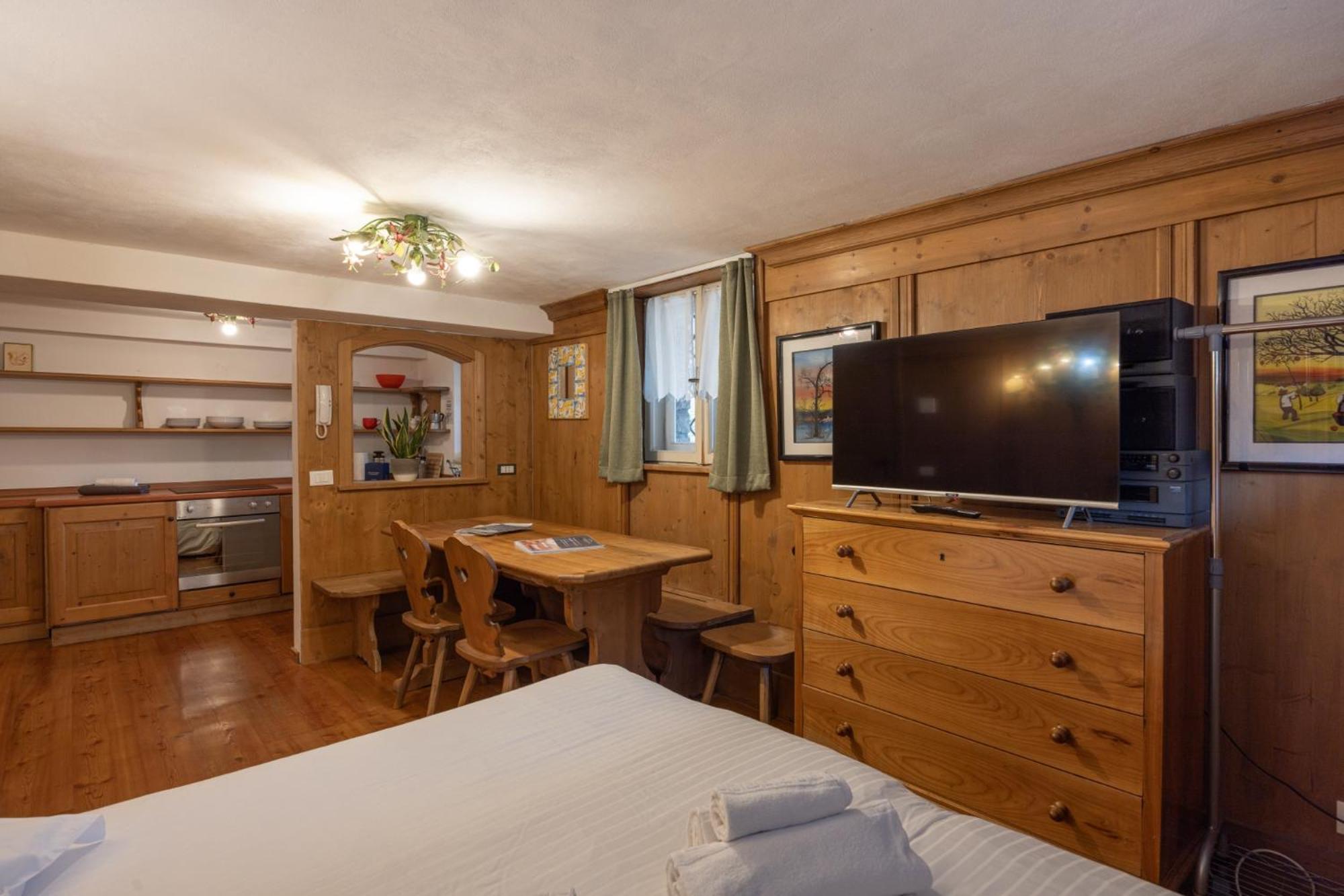 Faloria Studio Apartment Кортина д'Ампецо Екстериор снимка